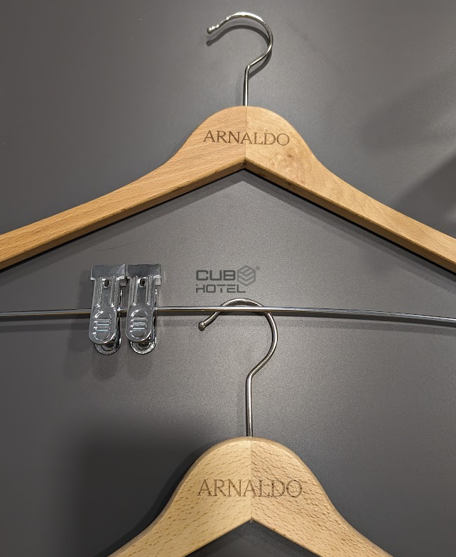 Cabides Personalizados Gravação a LASER